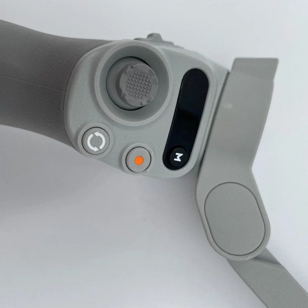 DJI Osmo Mobile SE Gimbal Stabilizer 3-Axis, Portable, Foldable, Android iPhone*